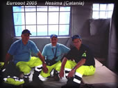 Alfio, Sergio e Franco al termine del montaggio della tenda P.I. 88 al campo di Nesima (Catania ottobre 2005)